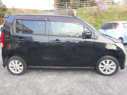 お車の販売だけではなく、車検整備・板金塗装の工場も完備、特に修復車は安全安心をモットーにテストを重ねてお渡ししております。