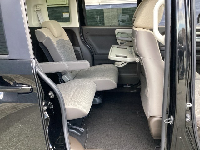 この度は、当店のお車をご覧いただきまして誠にありがとうございます！ご相談はこちらまで→【TEL0598-29-5111】お気軽に問合せください♪