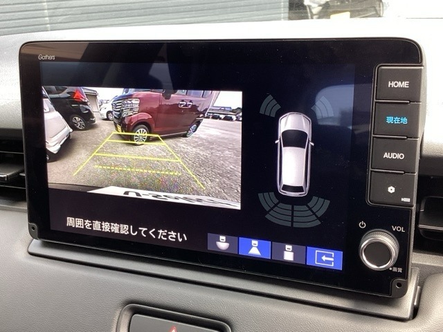 バックカメラも装備しております。車庫入れの苦手なお客様も安心！重宝してくれます！