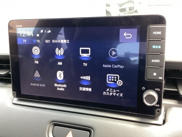 純正ナビです。AM/FM、Bluetoothでお好きな音楽お楽しみいただけます。