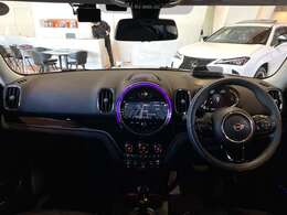 LIBERALAは、輸入車選びの新たなスタイルを提案するインポート・セレクト・ブランドです。オーナー様となる方がクルマから直接感じる感性を第一にした、最良の一台との出会いをコーディネートいたします。