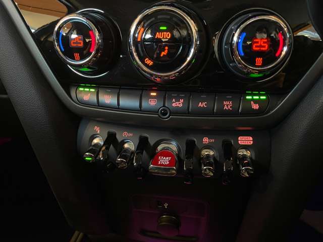 ぜひ厳選したドイツプレミアムブランドのお車を、見て・触って・比べてください！