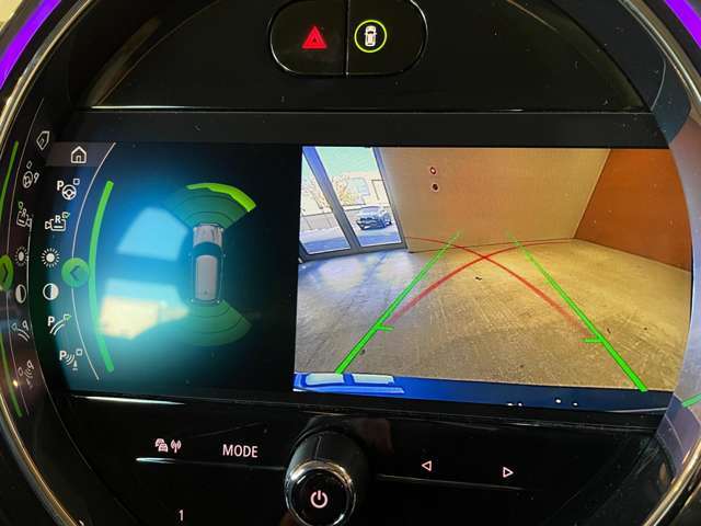 納車後のアフターもお近くのLIBERALAもしくはガリバー店舗（一部店舗除く）で対応が可能です。保証修理のほか、車検もお任せください。