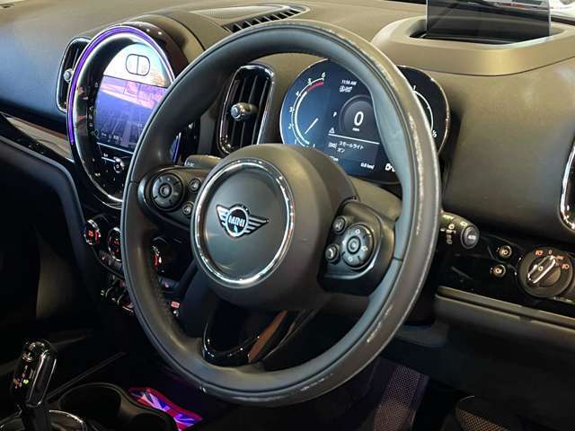 ベンツ、BMW、アウディといったドイツのプレミアムブランドをはじめとした、各種輸入車ブランドを同時に比較することができます。