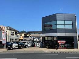 国道171号線沿い店舗！ご来店の際お車敷地内駐車場ございます！