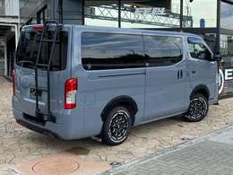 バンパーガード！16インチアルミ！オープンカントリー！オーバーフェンダー！リアラダー！グリルカバー！