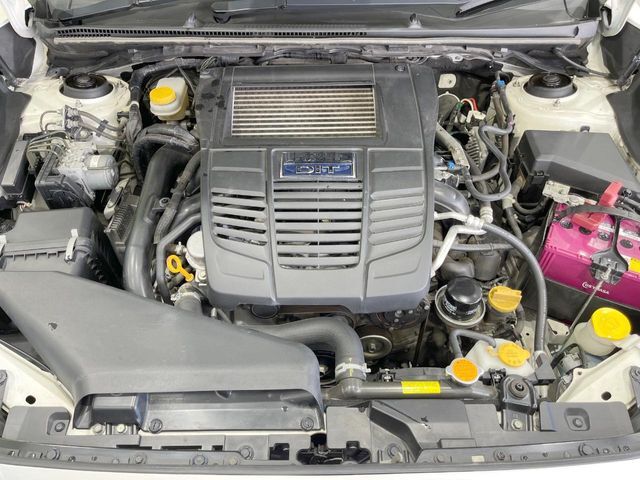 親切・丁寧な専門メカニックスタッフが応対！・車検・点検整備・事故等の修理などアフターサービスも安心。お車のカスタマイズもネクステージのサービススタッフまでご相談ください！