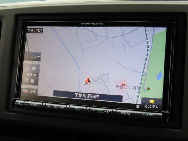 メモリーナビ装備で、知らない場所もあっという間に検索♪ちょっとしたお出かけや旅行もこれでバッチリですね。