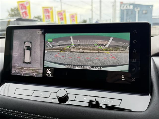 便利な【バックモニター】で安全確認もできます。駐車が苦手な方にもオススメな便利機能です。