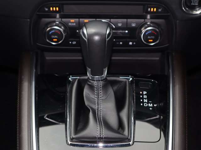 DCT、CVT、従来型のATなど、すべてのトランスミッションの利点を集約し、ロックアップ領域を大幅に拡大し伝達効率の向上とマニュアルトランスミッションのようなダイレクト感を実現した自社製ATです。