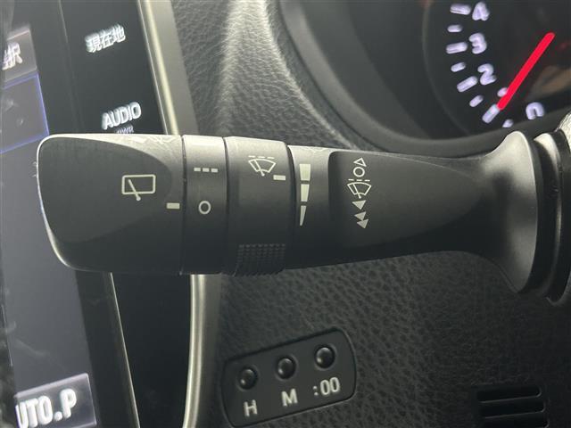 【運転席操作部】快適なドライブを楽しむための機能が装備されています！運転席から触れるので、使いやすいです！除菌プランいれていただくと、さらに清潔で安心していただけます！