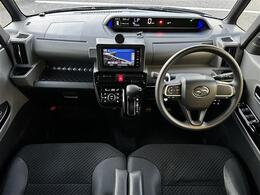 【インパネ全体】全方位で視界が広く、高い目線で運転もしやすいです！