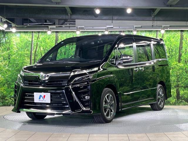 大好評のボディコーティング「弾スプラッシュコート」もご納車までに施工可能。通常のガラスコートと異なる、耐久年数6年の無機質ガラスコーティングが、ボディをキレイな状態に保ってくれます。