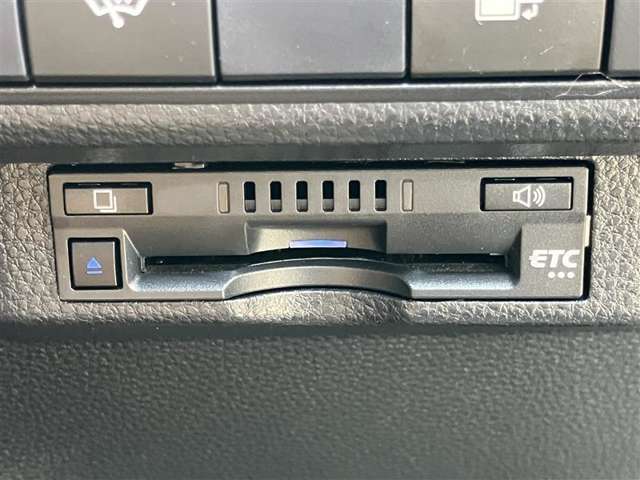ETC装備で、高速道路の料金所をストレスなく通過できます！