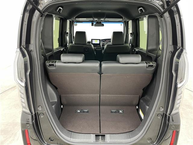 【トランク】『トランク周辺』の画像になります。写真の内容に関してご不明点、ご質問等がございましたらお気軽にガリバー店舗までお問い合わせください。