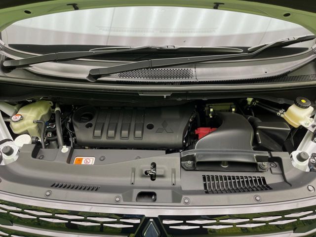 親切・丁寧な専門メカニックスタッフが応対！・車検・点検整備・事故等の修理などアフターサービスも安心。お車のカスタマイズもネクステージのサービススタッフまでご相談ください！