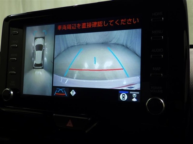 パノラミックビューモニターシステムが付いているので車の上から見た映像が確認できますよ。