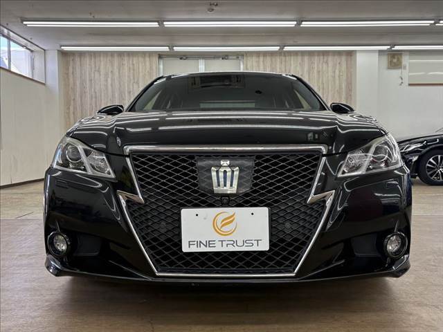当社自慢のお車です。装備・機関系チェック済み♪横にこの車のセールスポイントを、写真と説明でアピールしてあります♪まずはご覧になってください。