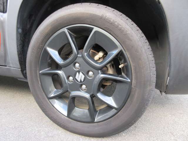 純正16AWを装着しております！タイヤの残り山もまだまだあります。【TEL 079-264-6615】【LINE @lifeautoで友達追加♪】