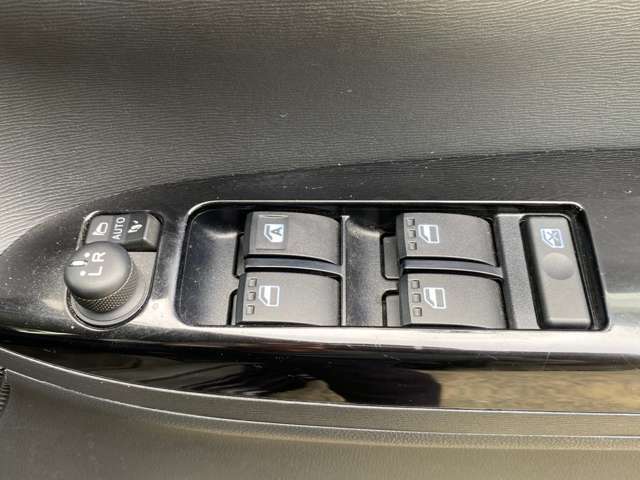 ＜買取強化中！！＞大事にされていたお車を高く買取させて頂きます。ディーラー経験者がお待ち致しております。安心してお立ち寄り下さいませ。