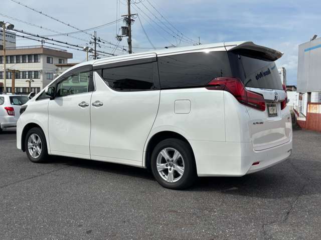 社外付属品の取り付けも行なっております。（ナビ、アルミ、エアロパーツ、ボディコーティング等）　持ち込みも大歓迎です！！