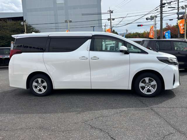 ご覧の車両以外でも、気になる車は、なんなりとご用命ください。全国各地のオークション会場からアナタにぴったりの一台をお探しいたします。