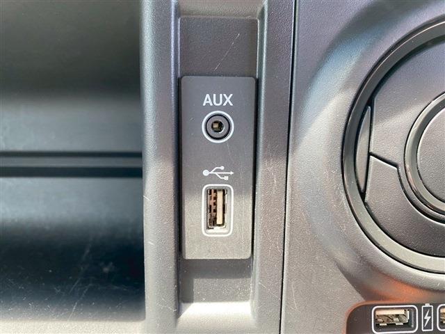 ☆充電用USB差込口☆
