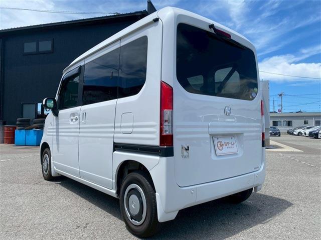当店は、新車～登録済未使用車、お買い得軽自動車まで、多数在庫しております♪軽自動車の事なら全て当店にお任せください！目玉車両もございますので、ぜひ一度軽ワールドへお越しくださいませ！
