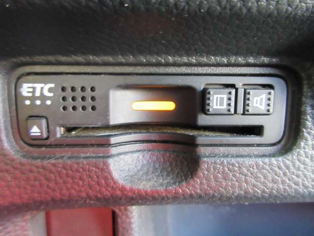 陸運局指定または認証工場にてしっかり整備を行いご納車させて頂いております！車検・ご納車後のアフターケアもお任せ下さい！