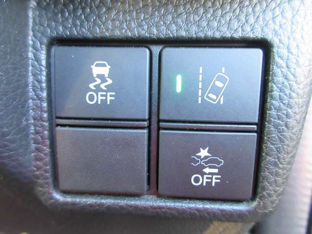気になる点がございましたら、お気軽にお電話下さい。内外装の状態など、実物を見ながらの詳細確認説明を正確に申し上げます。また希望のお写真をメールやFAXでお送りさせていただきます。