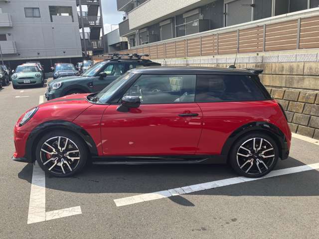 MINIオーナーのために設計されたオリジナルのMINI自動車保険がございます。車のことは全ておまかせください。