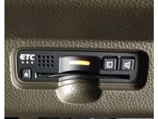 ETC付いてます。ETCが使用可能な道路通行料はキャッシュレスでスマートに走行できます。再セットアップして納車致します