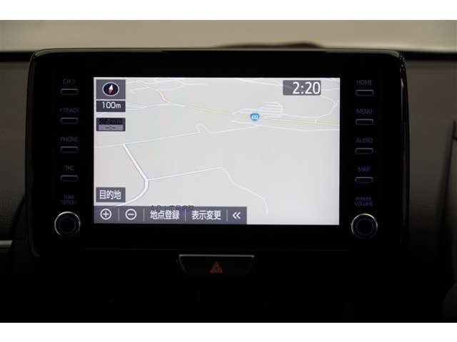 ディスプレイオーディオを装備。スマホとクルマをつなぐことで、これまでのナビに加えて、いろんなサービスが楽しめます。