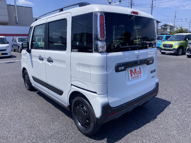 ナオイオートの安心宣言！販売・商品・整備・保険お客様に素敵なカーライフを送っていただくために、4つの安心を宣言します！