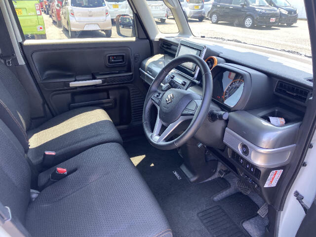 運転席になります！