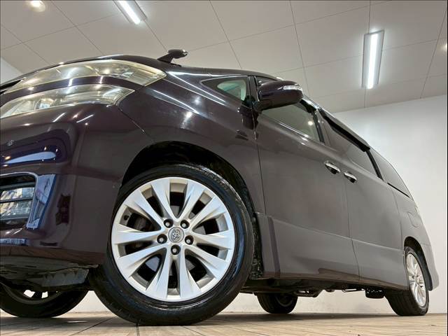 【純正18インチAW】装備です！また、当社では社外AWやスタッドレスタイヤの販売も行っております！！