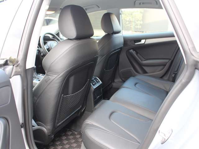 自社工場もございます！輸入車専用コンピュターも完備しております！アフターメンテナンスもお任せ下さい！
