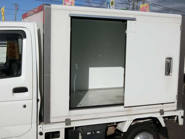 只今・車両品薄状態の為に九州管内限定・登録販売のみとなっております、ご了承下さいませ。
