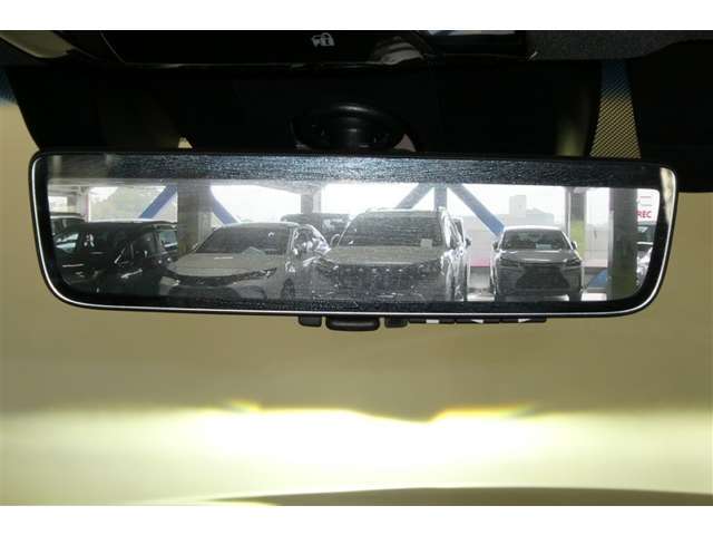 デジタルインナーミラー装着