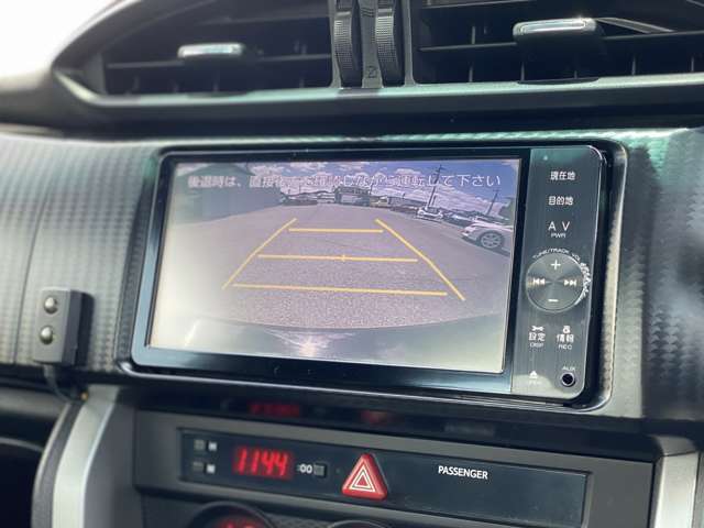 【カラーバックカメラ】車庫入れが苦手な方や初心者の方でも安心のアイテム