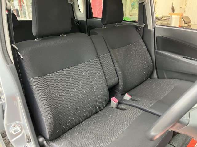 認定整備工場完備！　納車整備からアフターフォローまでお任せください　車検整備、ETC等の用品取付もお任せください