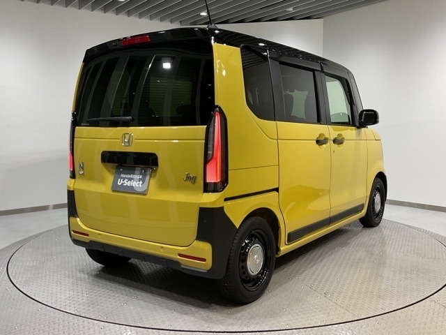 車両状態証明書付き車両です。車両状態を検査員が評価をし、結果を点数で表示しております。1台1台プロの目で事細かにチェックしている車両ですので、ご安心してお買い求めしていだけます。