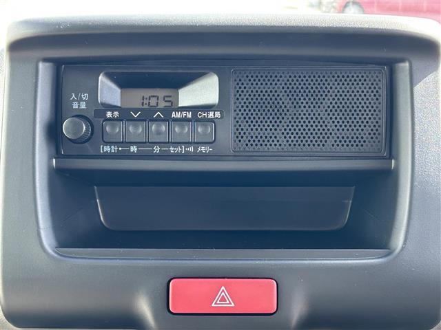 車両販売と整備・保証・クリーニングなどのサービスを自由にお選び頂けます。 その上お値打ちなクルマばかりです。 サービスは必要な分だけお選び下さい。