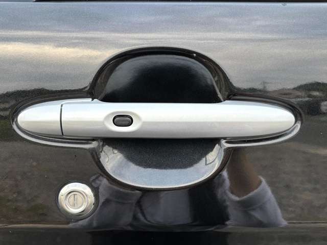 納車前の整備もしっかりさせて頂きます。もちろんアフターサービスもお任せ下さい！オプション品や中古パーツなどご要望ございましたらお気軽にお問い合わせ下さい！リーズナブルな価格でご対応させていただきます