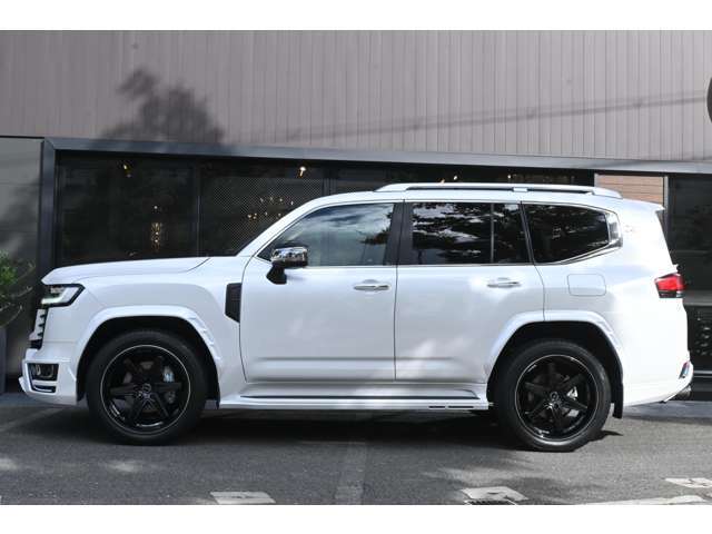 トヨタ ランドクルーザー300 3.5 ZX 4WD 2024年 250キロ (大阪府) M'z