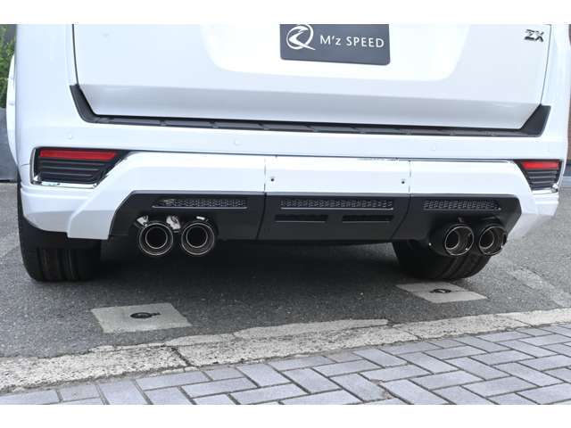 トヨタ ランドクルーザー300 3.5 ZX 4WD 2024年 250キロ (大阪府) M'z