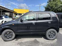 車輌の状態については人それぞれの見方があると思いますので一度ご来店頂ければと思います。また、電話やメールでも受け付けておりますのでお気軽にお問い合わせください。