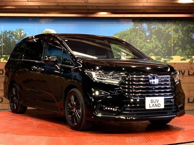 大好評のボディコーティング「弾スプラッシュコート」もご納車までに施工可能。通常のガラスコートと異なる、耐久年数6年の無機質ガラスコーティングが、ボディをキレイな状態に保ってくれます。