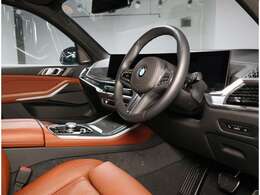 エンジンやトランスミッション、ブレーキなどの主要部分はご購入後2年間、走行距離無制限保証。万一、修理が必要な場合は工賃まで含めて無料で対応。完成度の高いBMW Premium Selectionは、ご購入後も安心です。