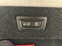 LIBERALAは、輸入車選びの新たなスタイルを提案するインポート・セレクト・ブランドです。オーナー様となる方がクルマから直接感じる感性を第一にした、最良の一台との出会いをコーディネートいたします。